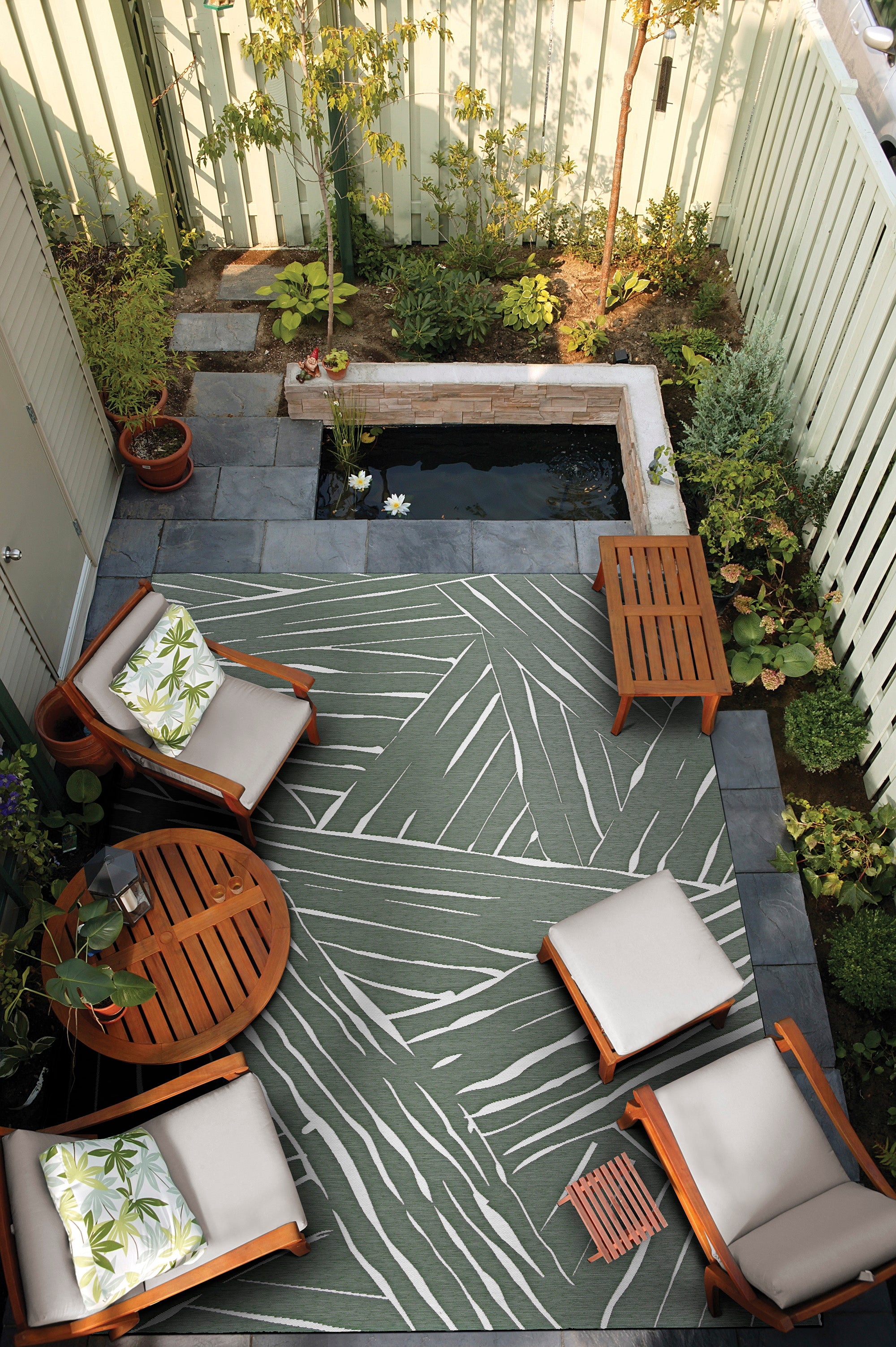 Couristan Dolce Parquet 7515-3103 Fern Area Rug