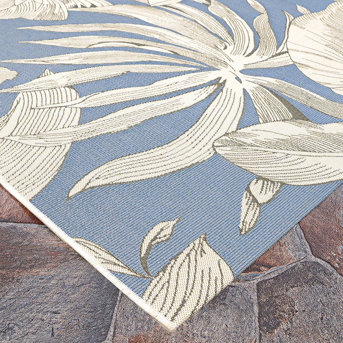 Couristan Dolce Flora 7517-5202 ice Area Rug