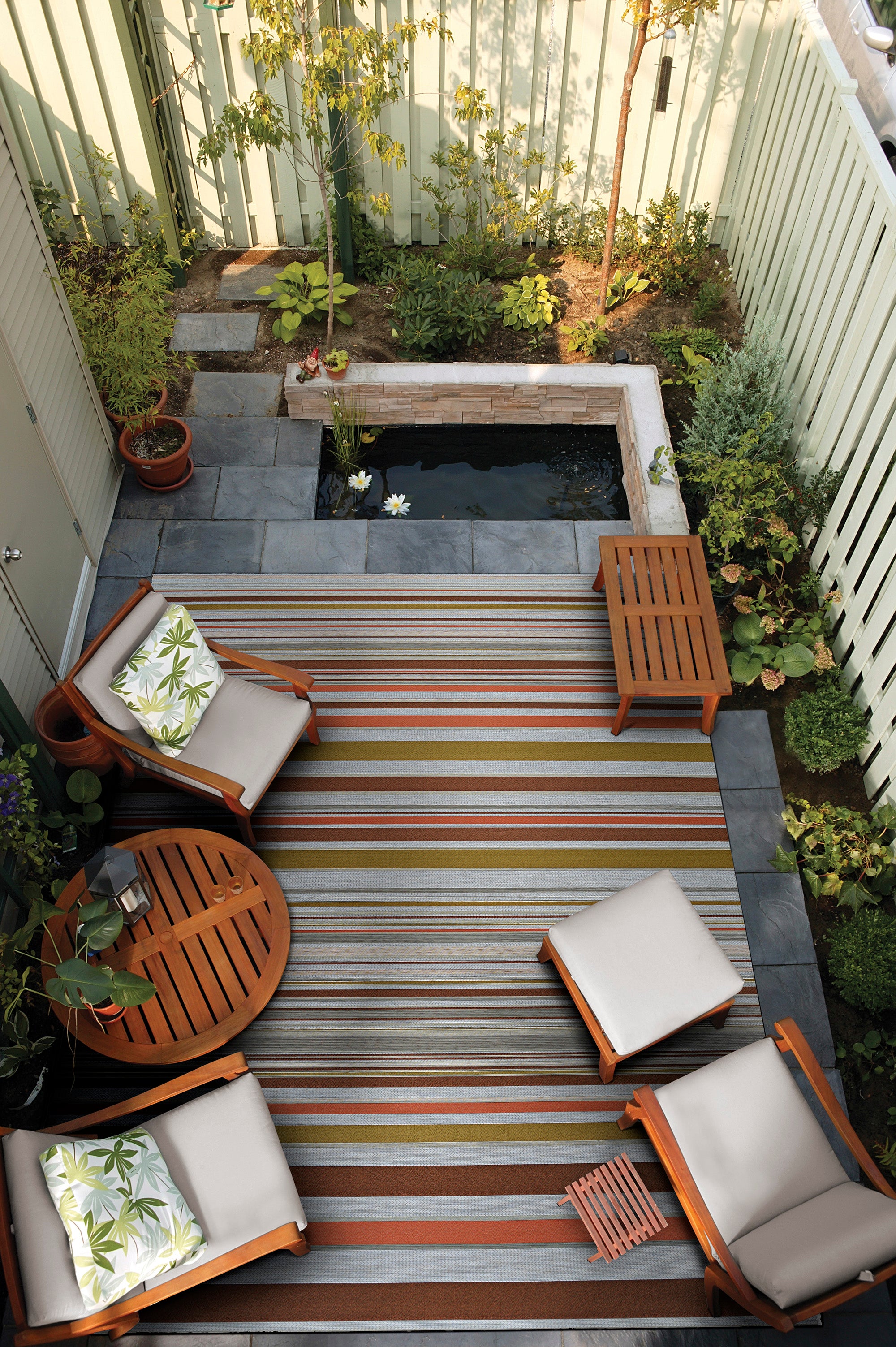 Couristan Dolce Striped 7518-4404 Sunset Area Rug