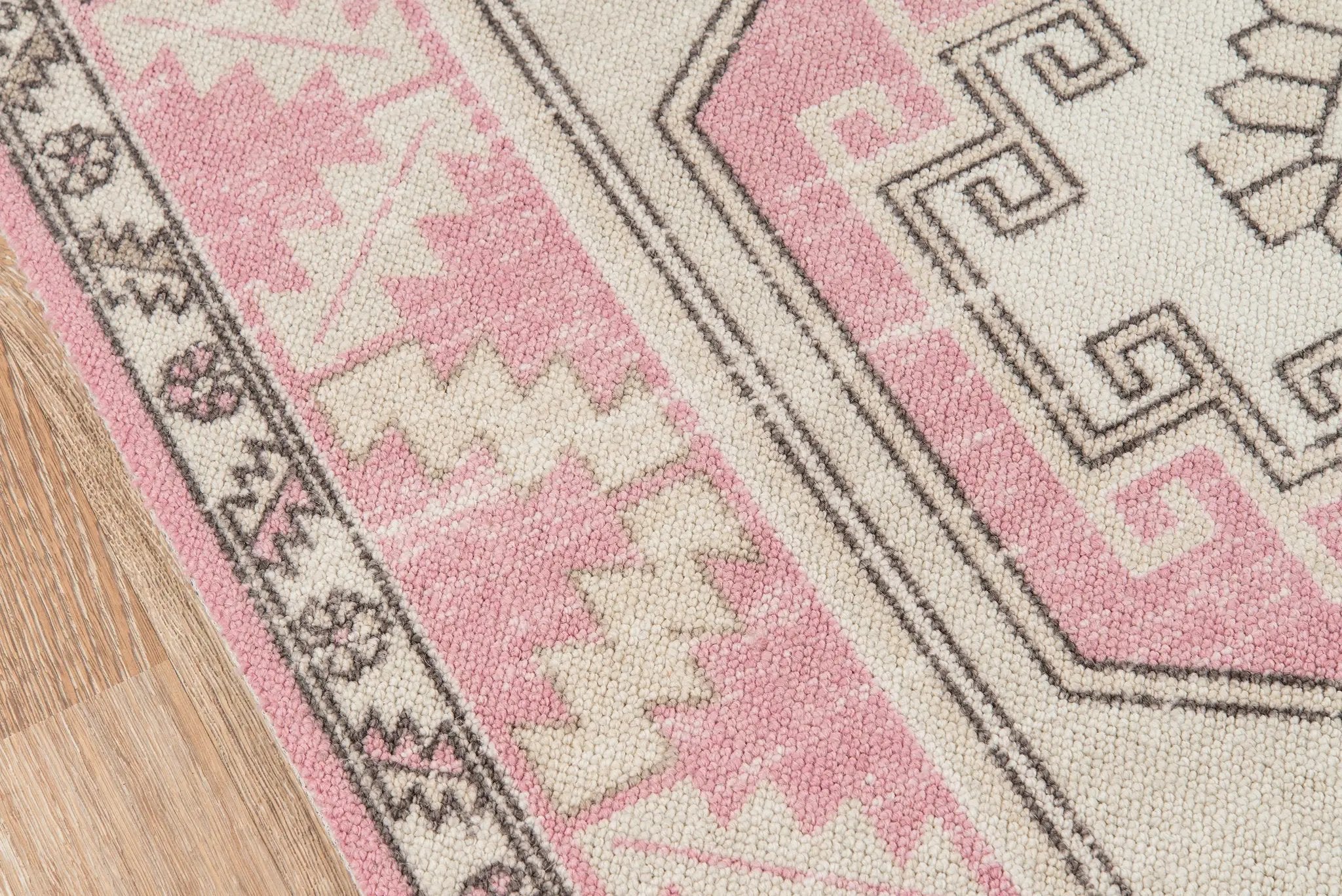 Anatolia ANA-2 Pink Area Rug by Momeni