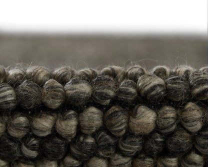 Momeni Andes AND-8 Charcoal Hand Woven Area Rug