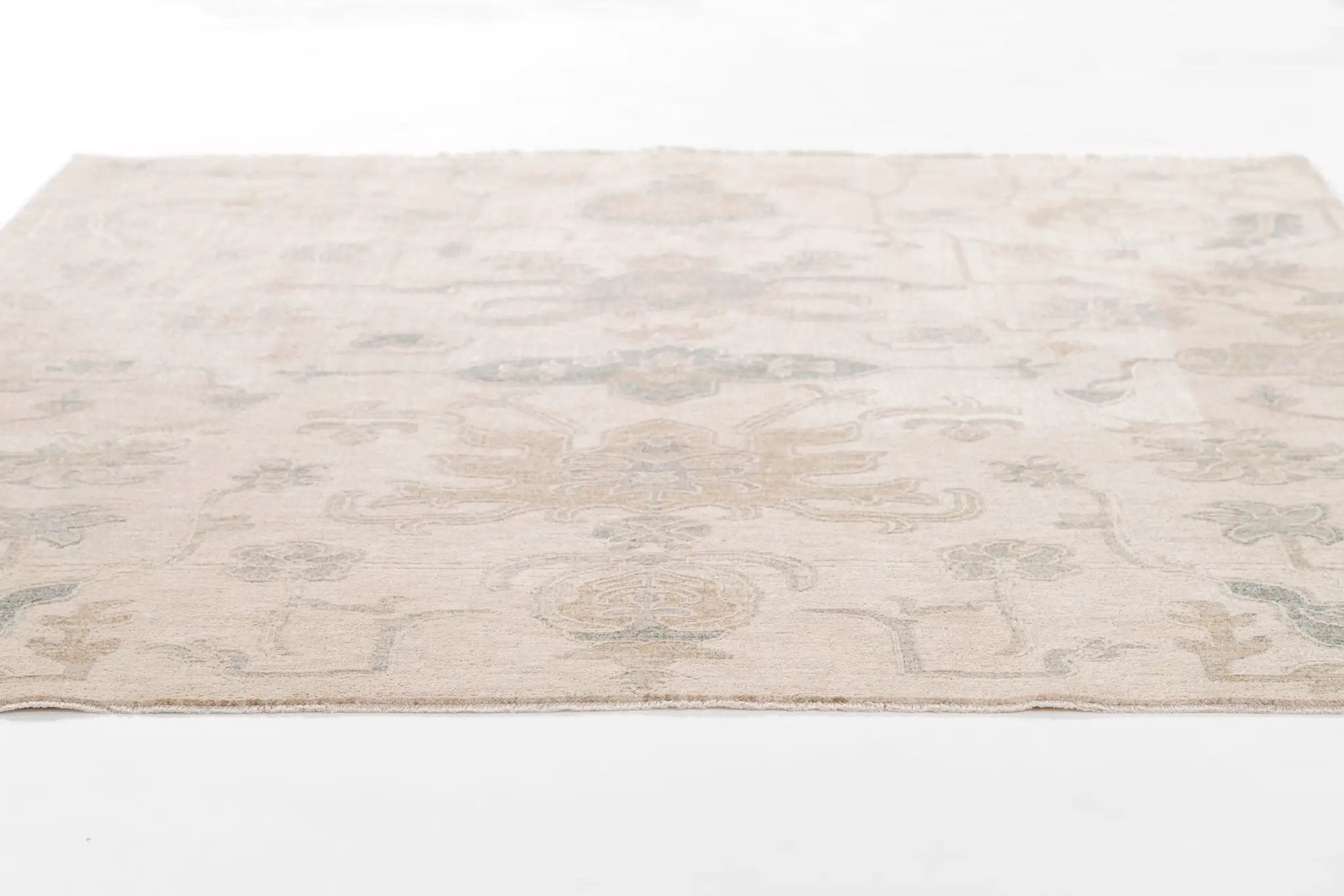 Ansel ANS-3 Blue Area Rug by Momeni