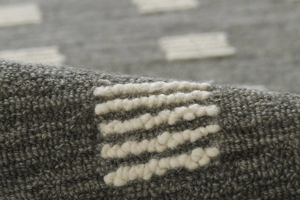 Archer ARC-1 Charcoal Area Rug by Momeni