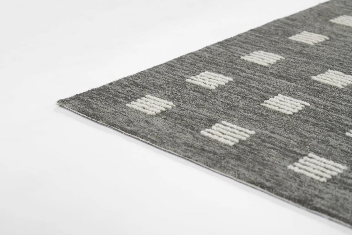 Archer ARC-1 Charcoal Area Rug by Momeni