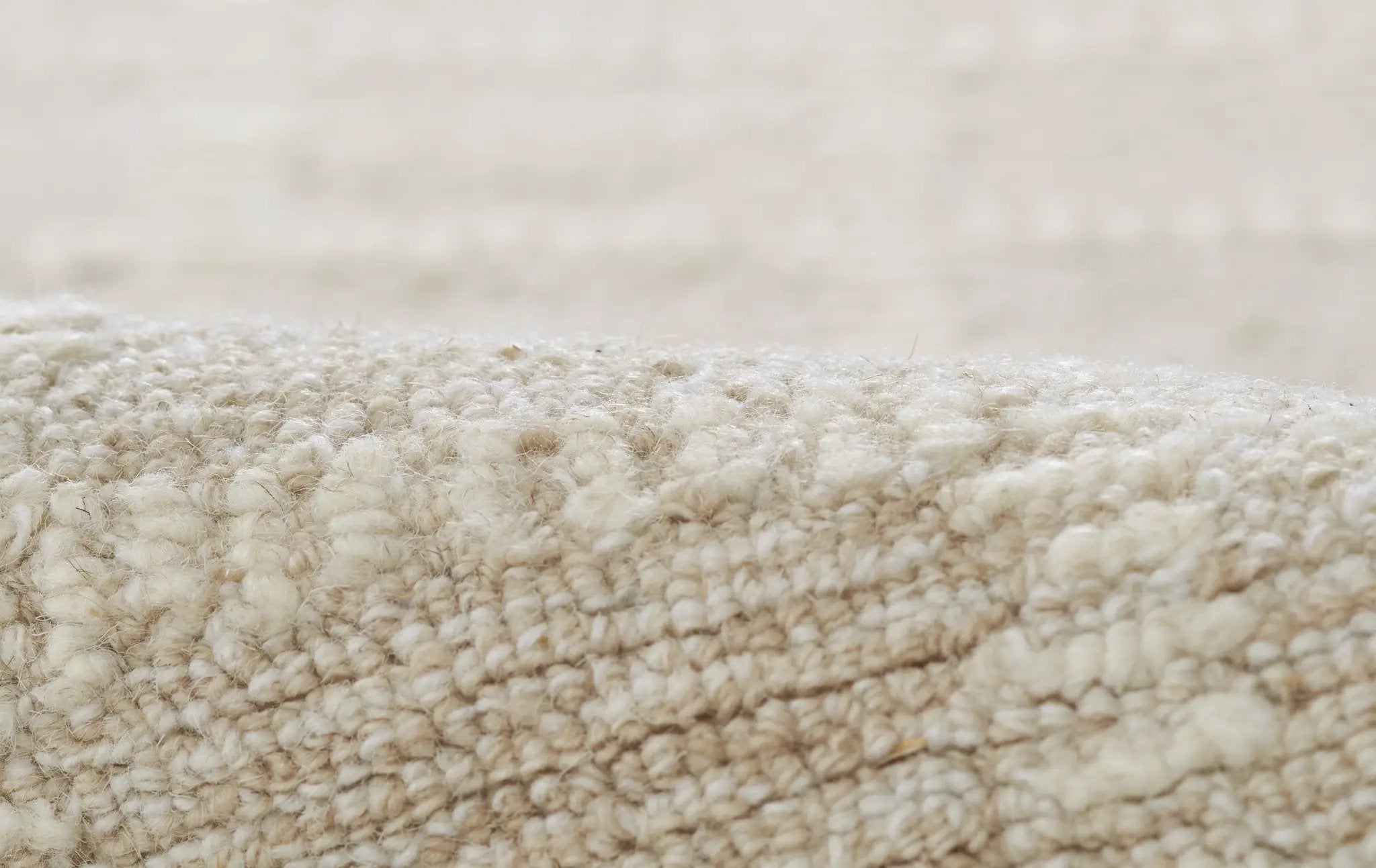 Archer ARC-3 Beige Area Rug by Momeni