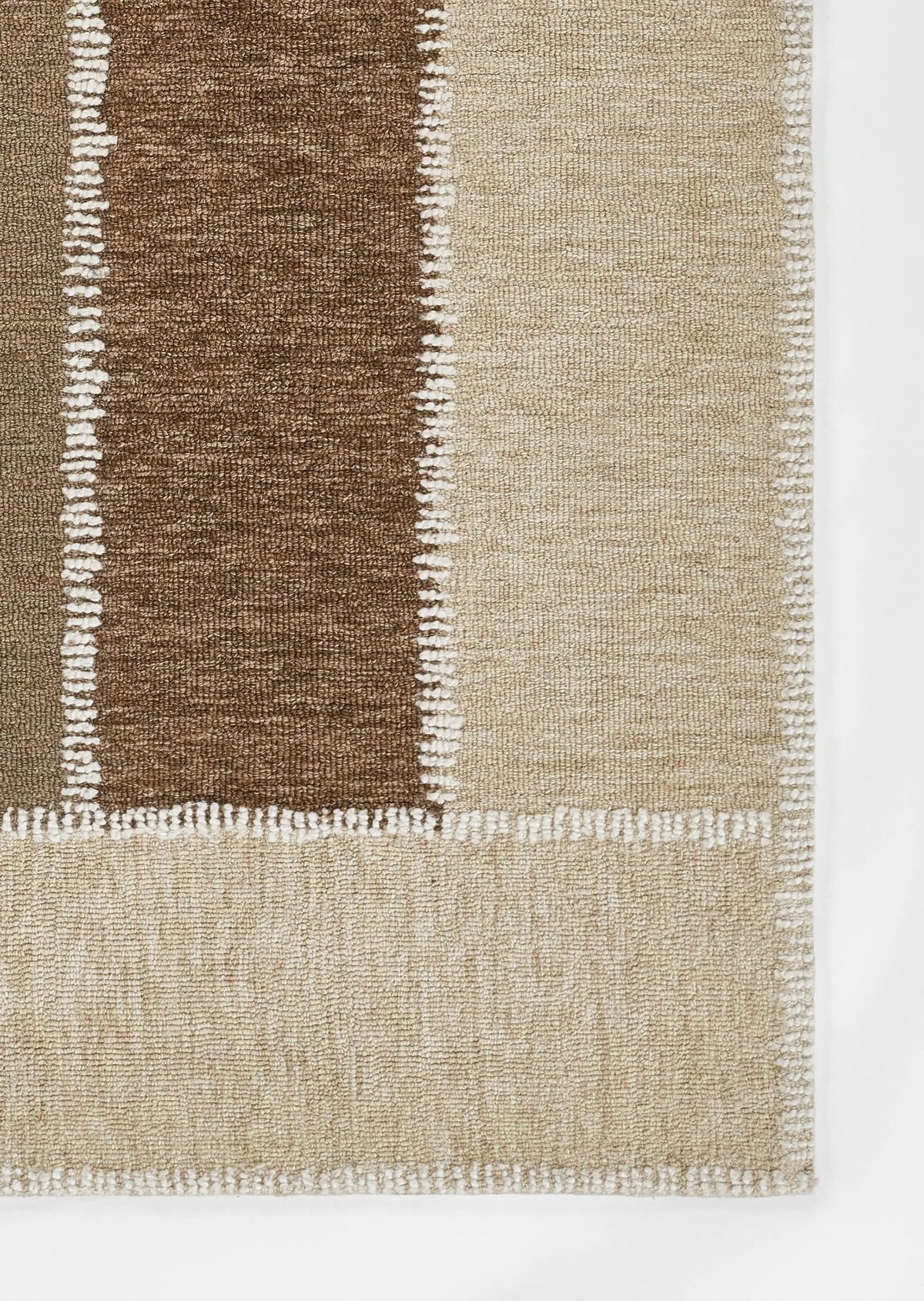Archer ARC-4 Beige Area Rug by Momeni