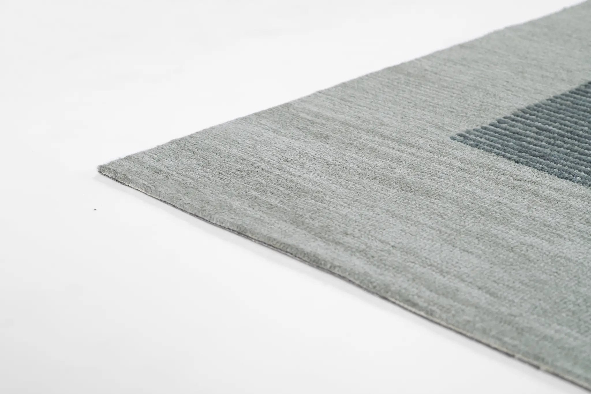 Archer ARC-5 Blue Area Rug by Momeni