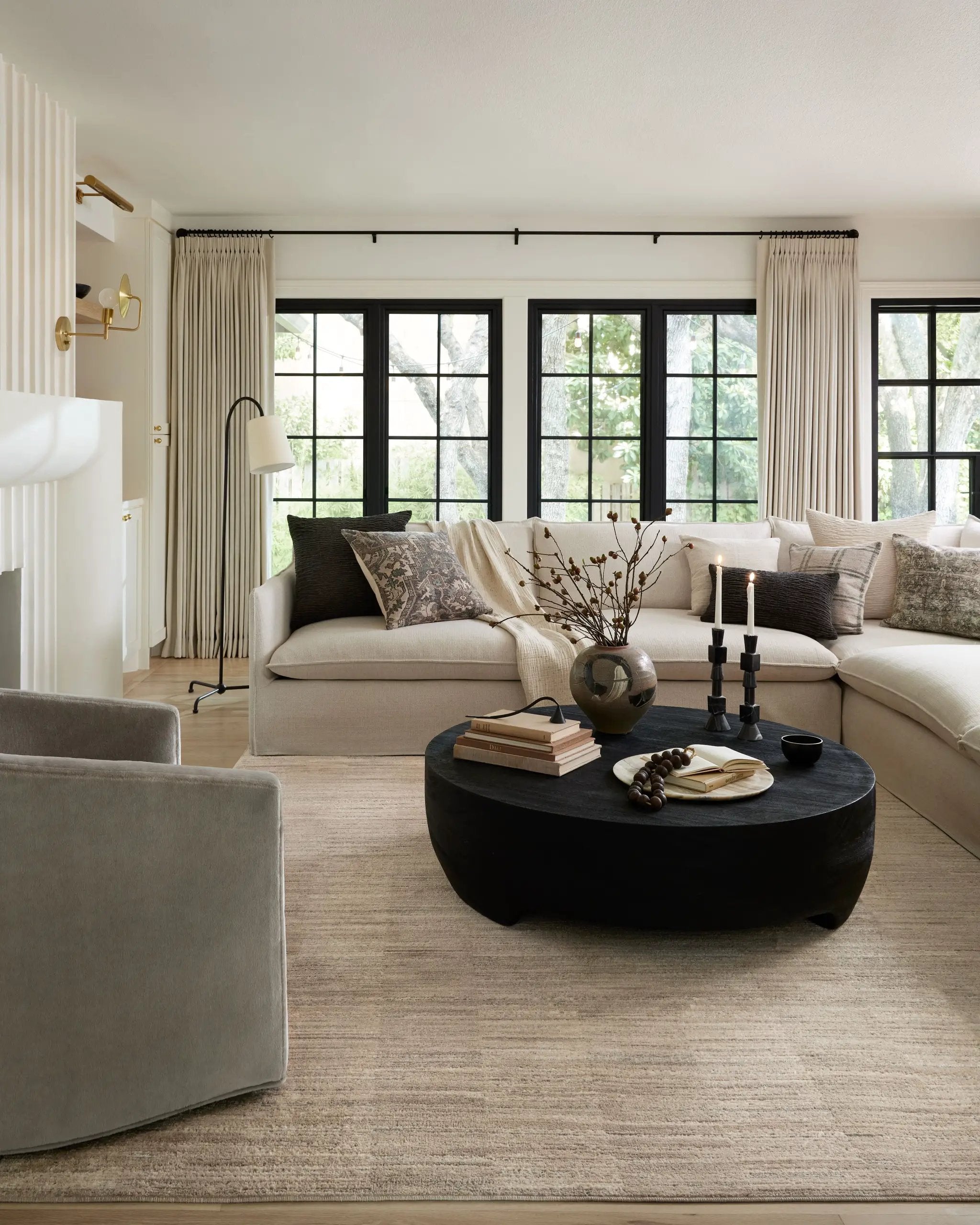 Arden ARD-01 Natural / Pebble Area Rug by Loloi