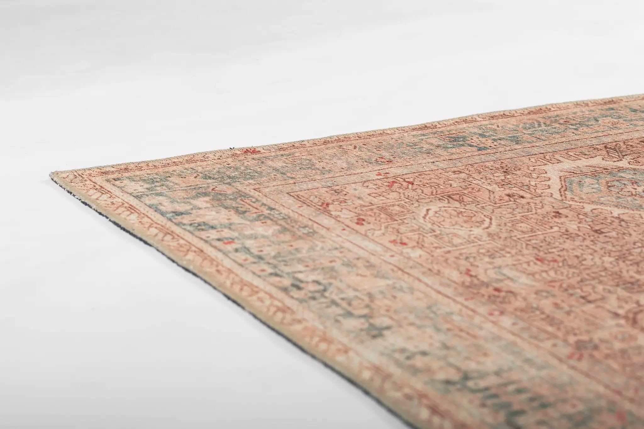 Ariana ARI-8 Camel Area Rug by Momeni