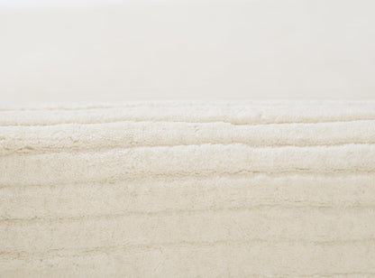 Momeni Asher ASH-1 White Hand loomed Area Rug