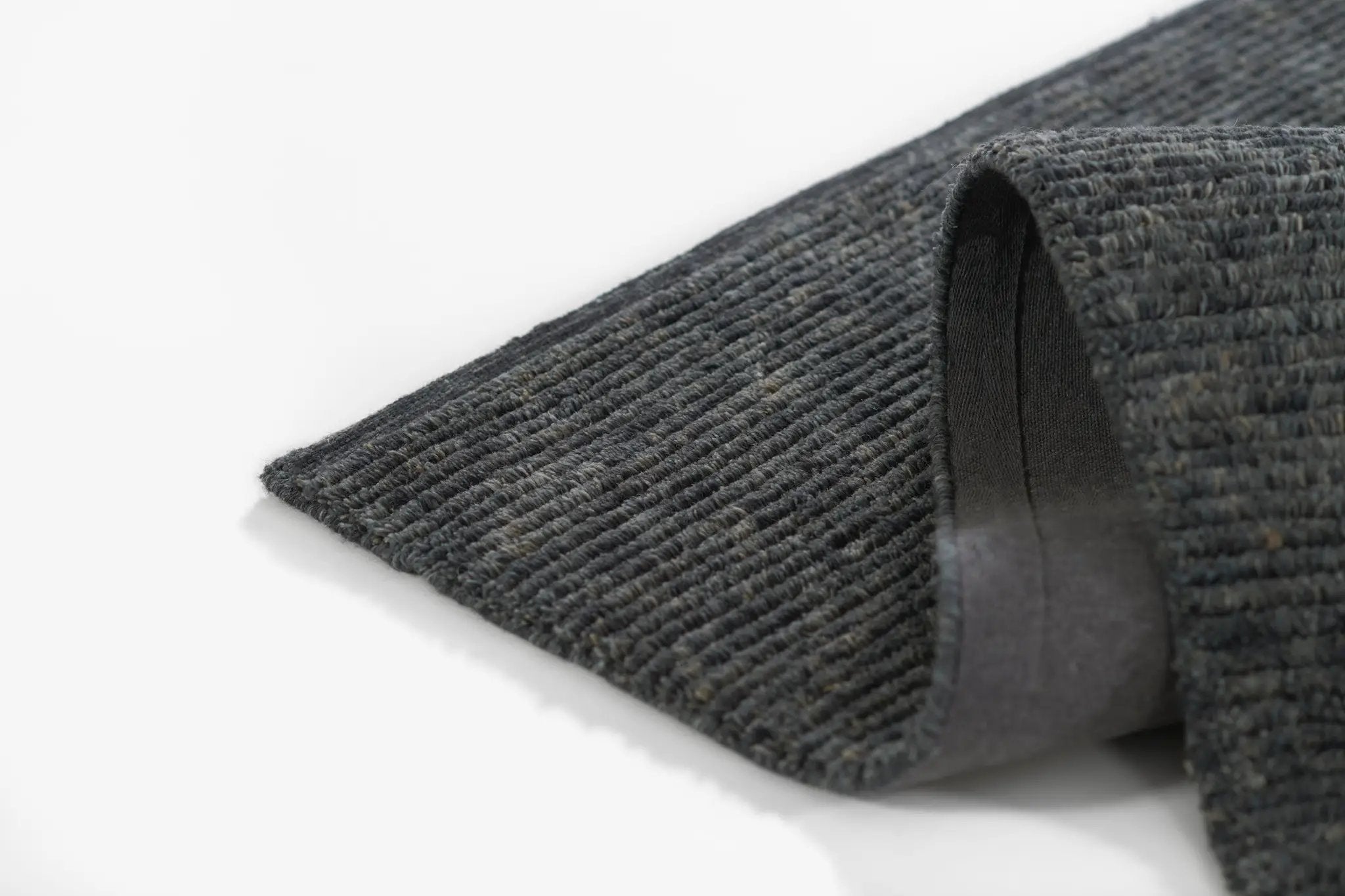Bebe BEB-1 Charcoal Area Rug by Momeni