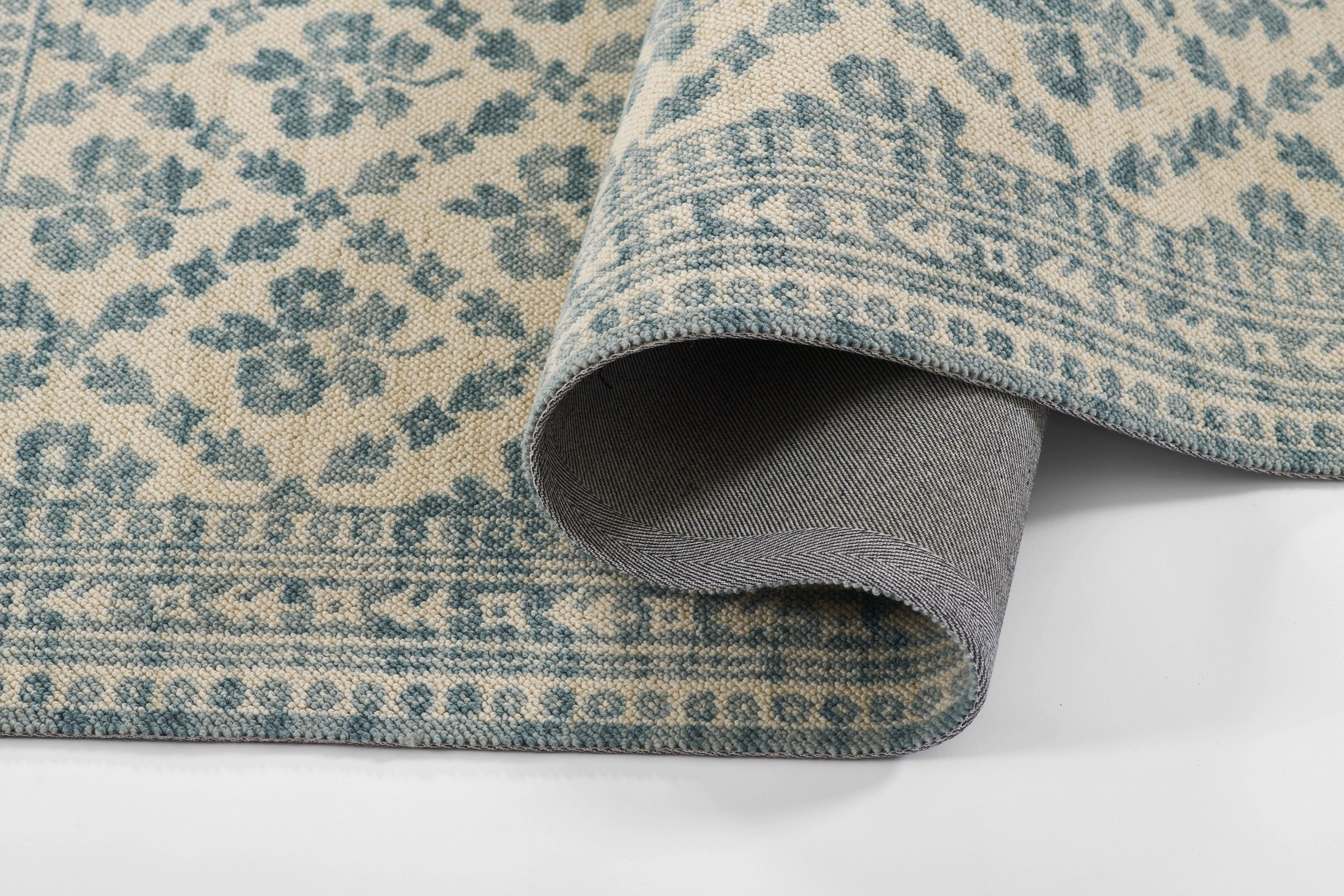 Momeni Bibury BIB-1 Blue Area Rug