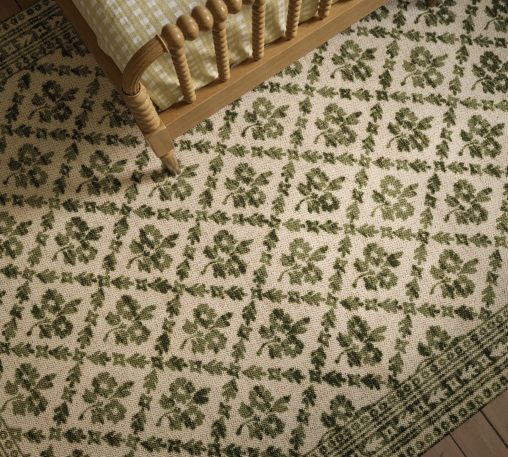 Bibury BIB-1 Green Area Rug by Momeni