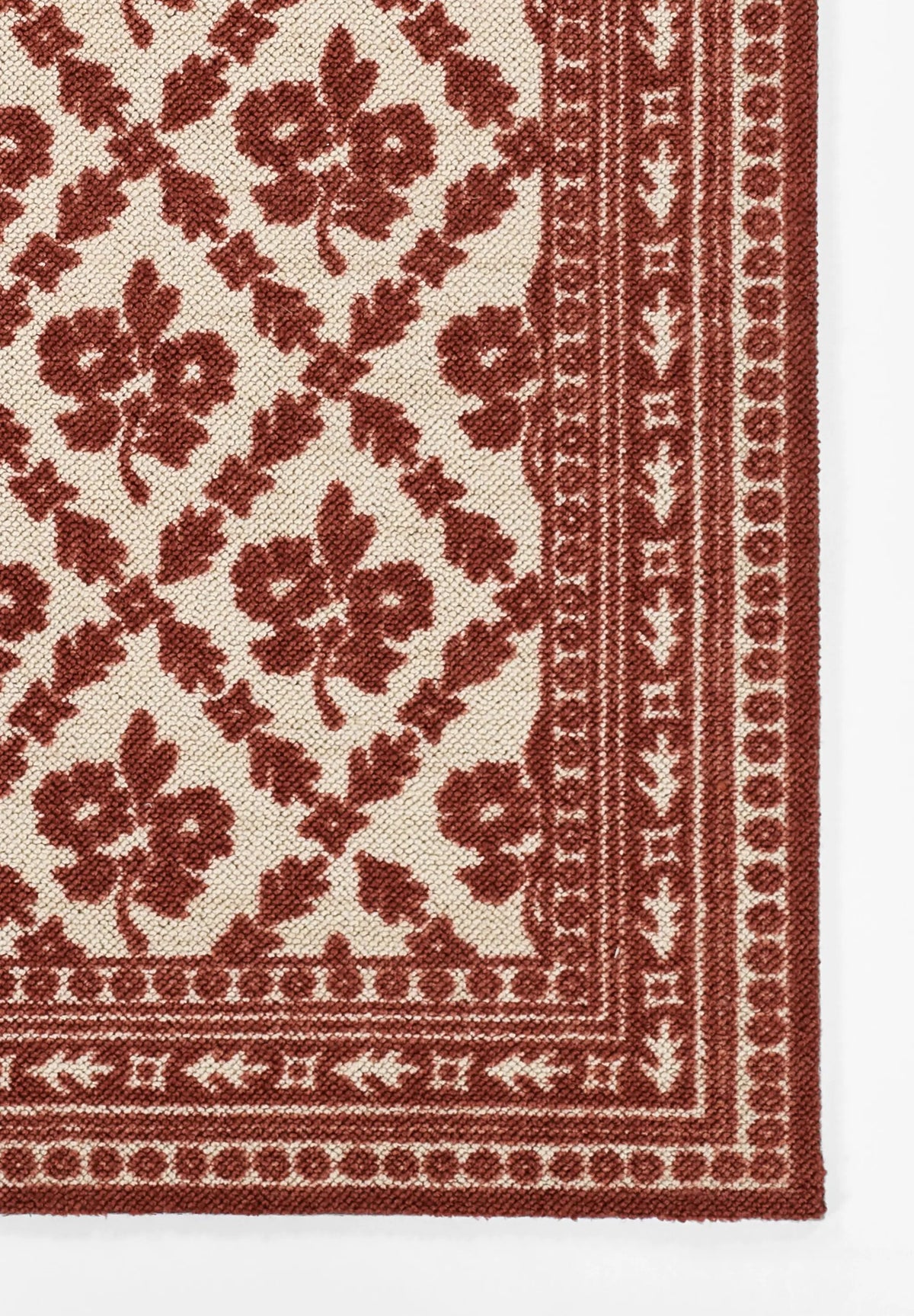 Bibury BIB-1 Red Area Rug by Momeni