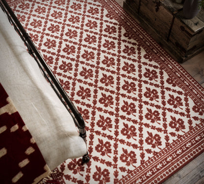 Momeni Bibury BIB-1 Red Area Rug