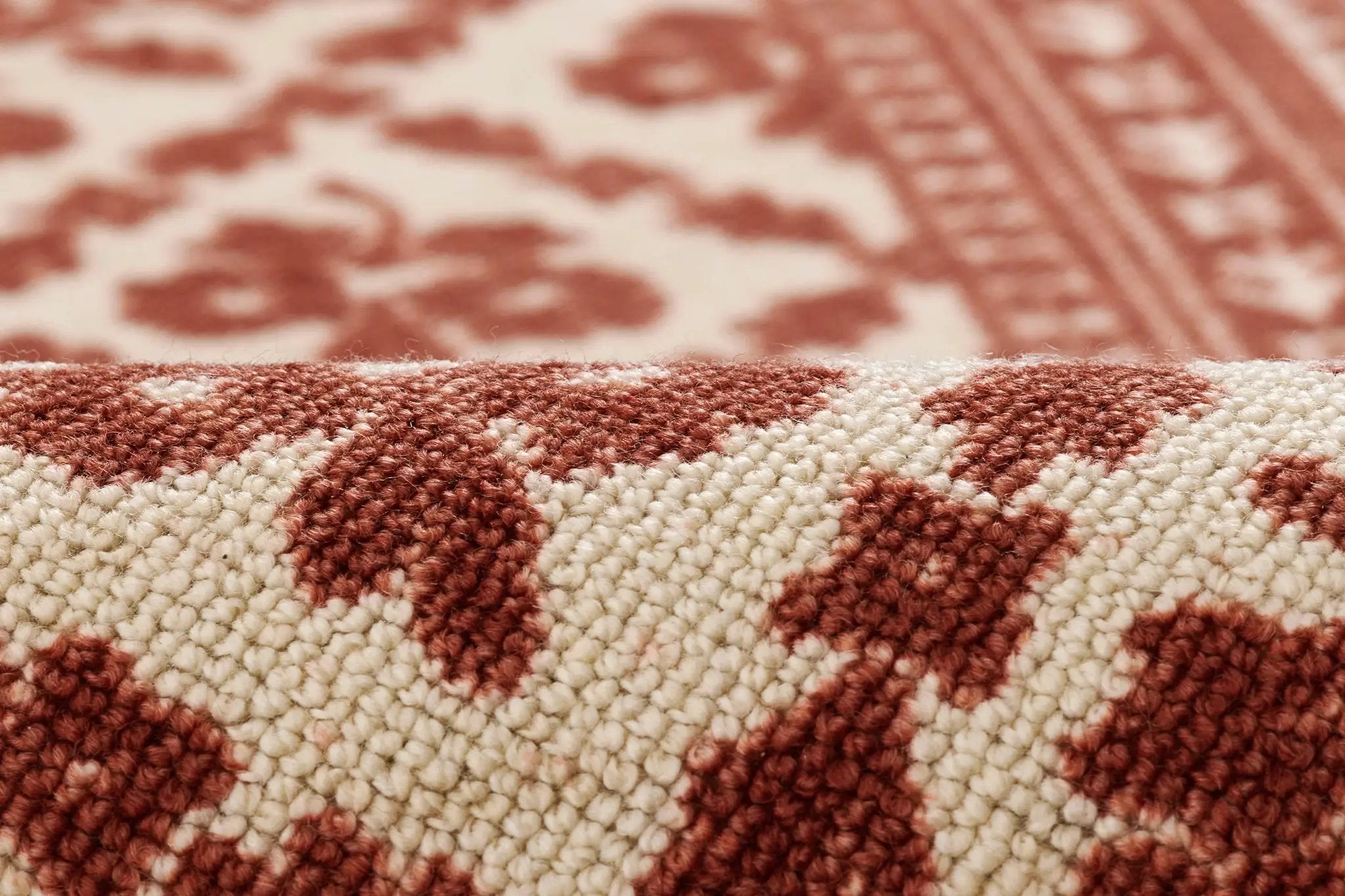 Bibury BIB-1 Red Area Rug by Momeni