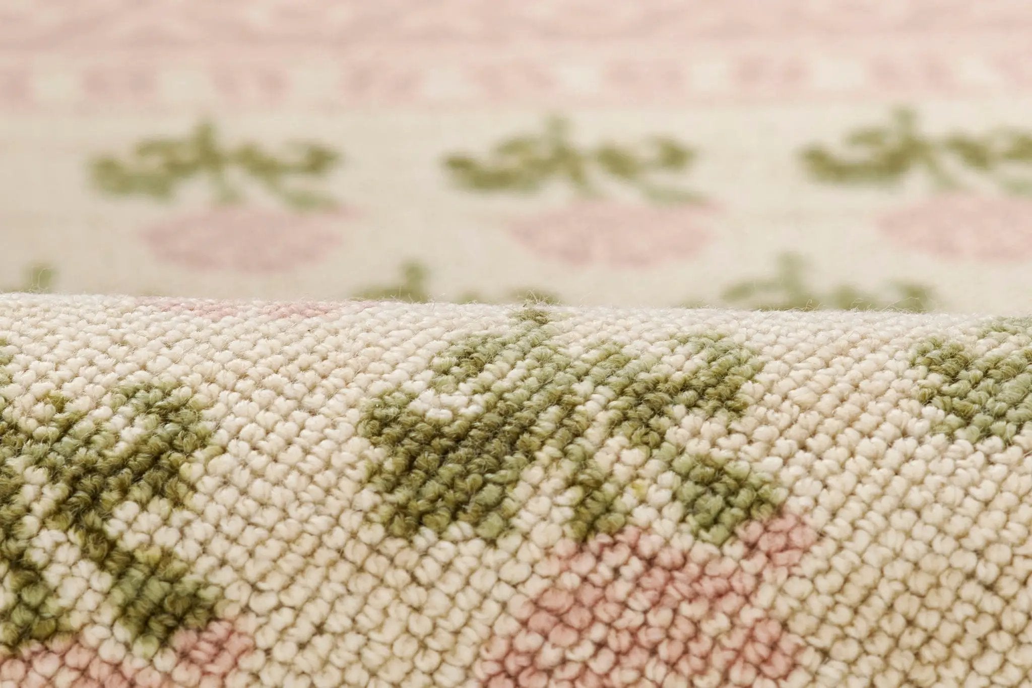 Bibury BIB-3 Pink Area Rug by Momeni