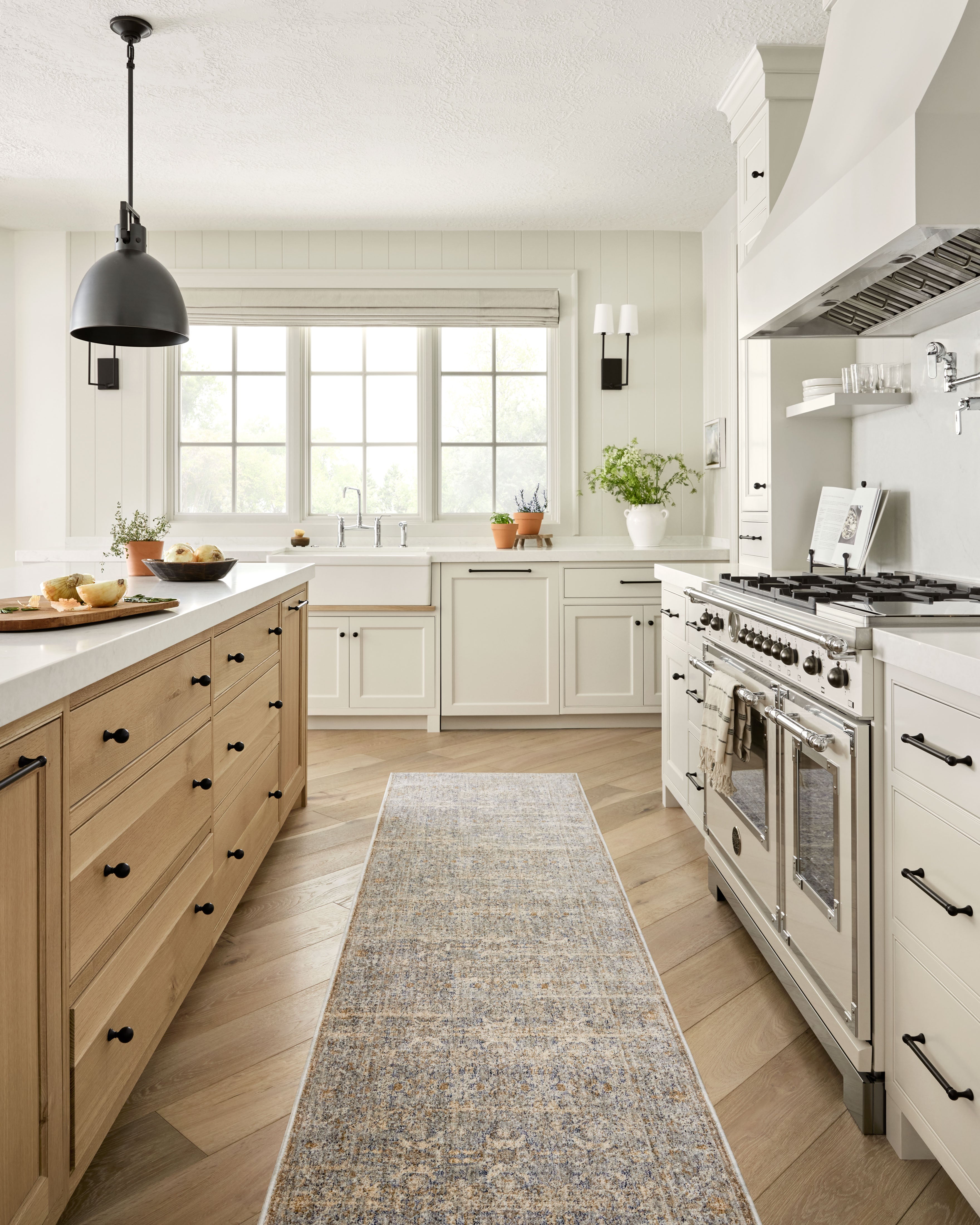 Angela Rose x Loloi Blake BLA-02 Ocean / Mocha Area Rug