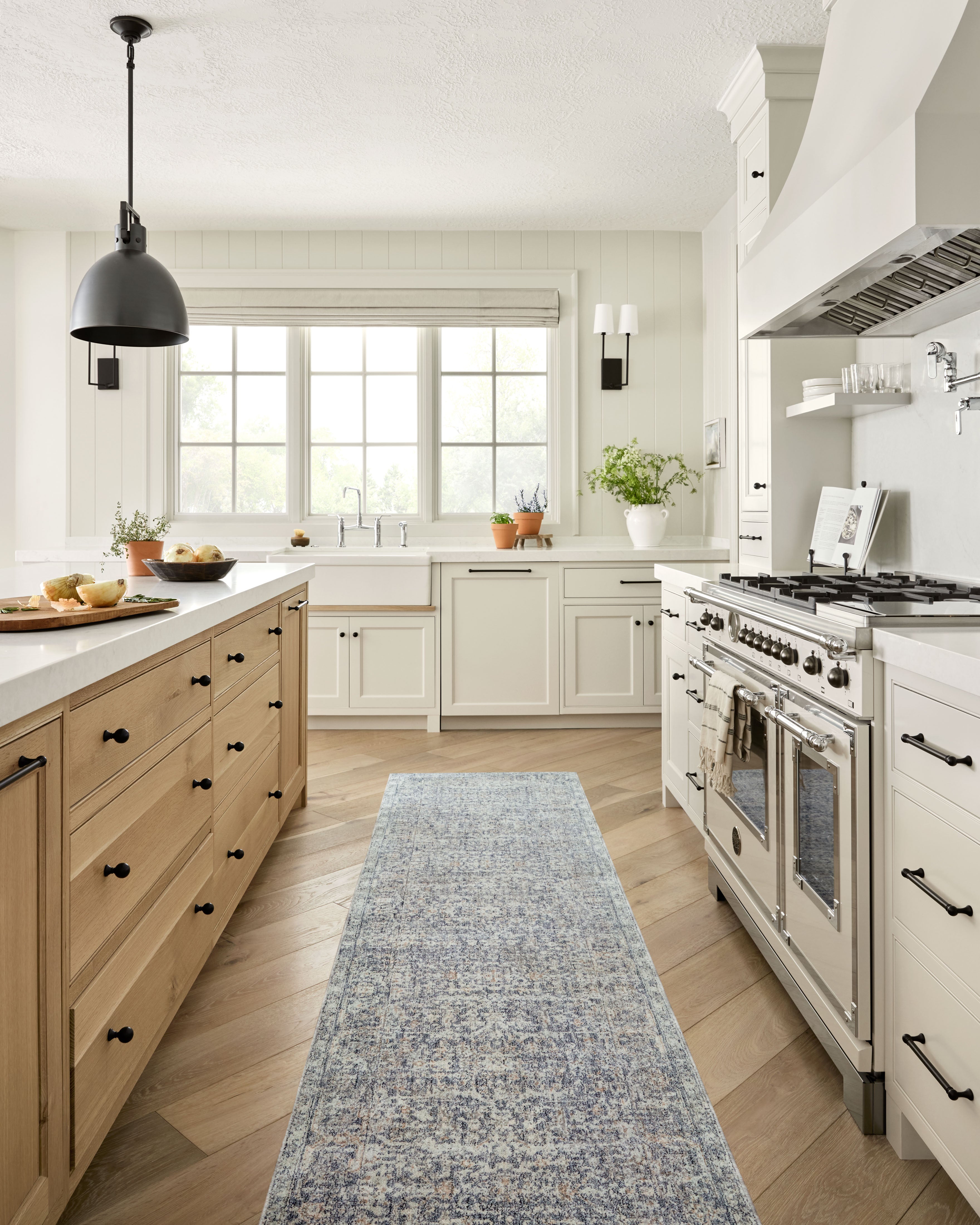 Angela Rose x Loloi Blake BLA-03 Denim / Taupe Area Rug