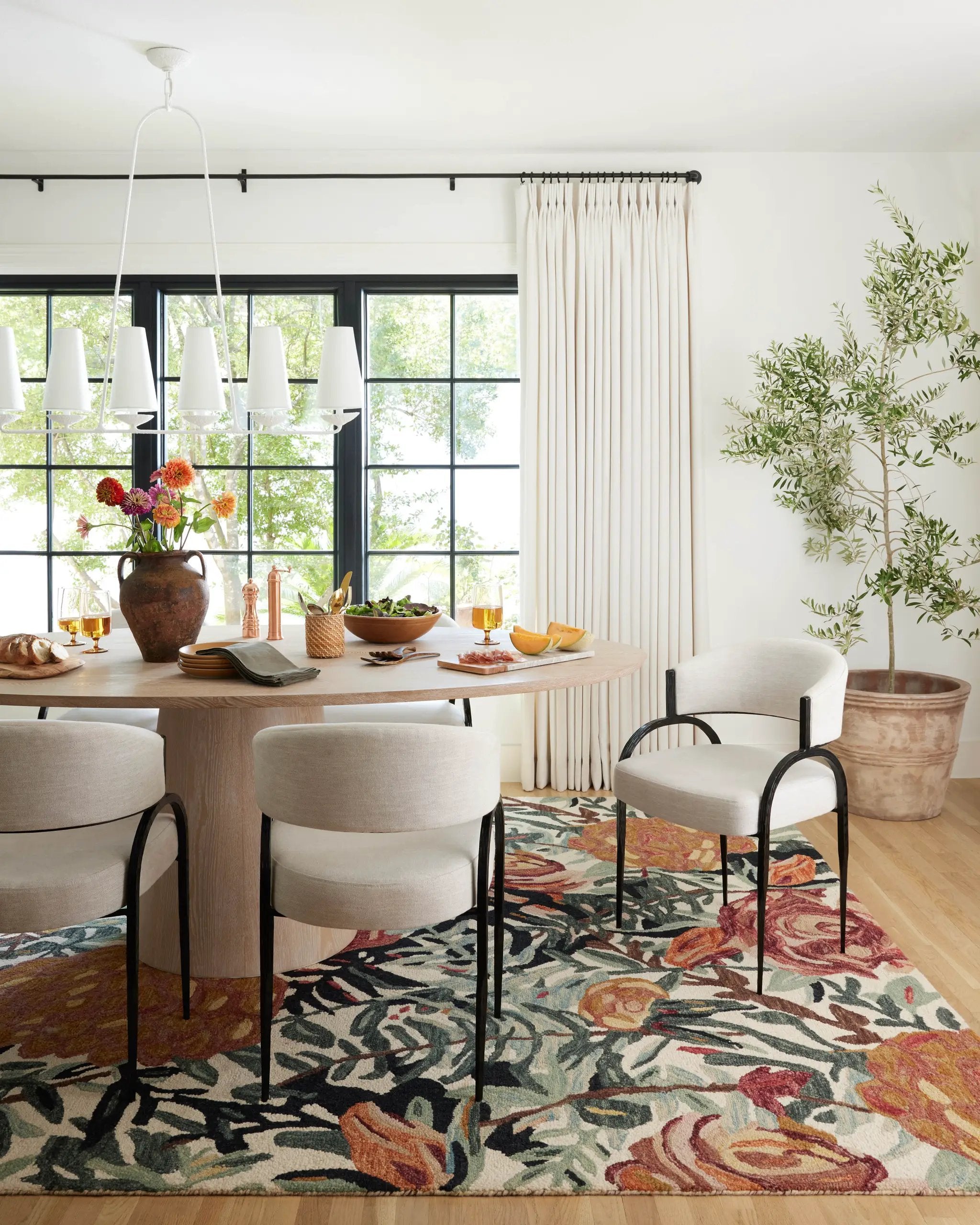 Belladonna BLM-02 Ivory / Lagoon Area Rug by Loloi