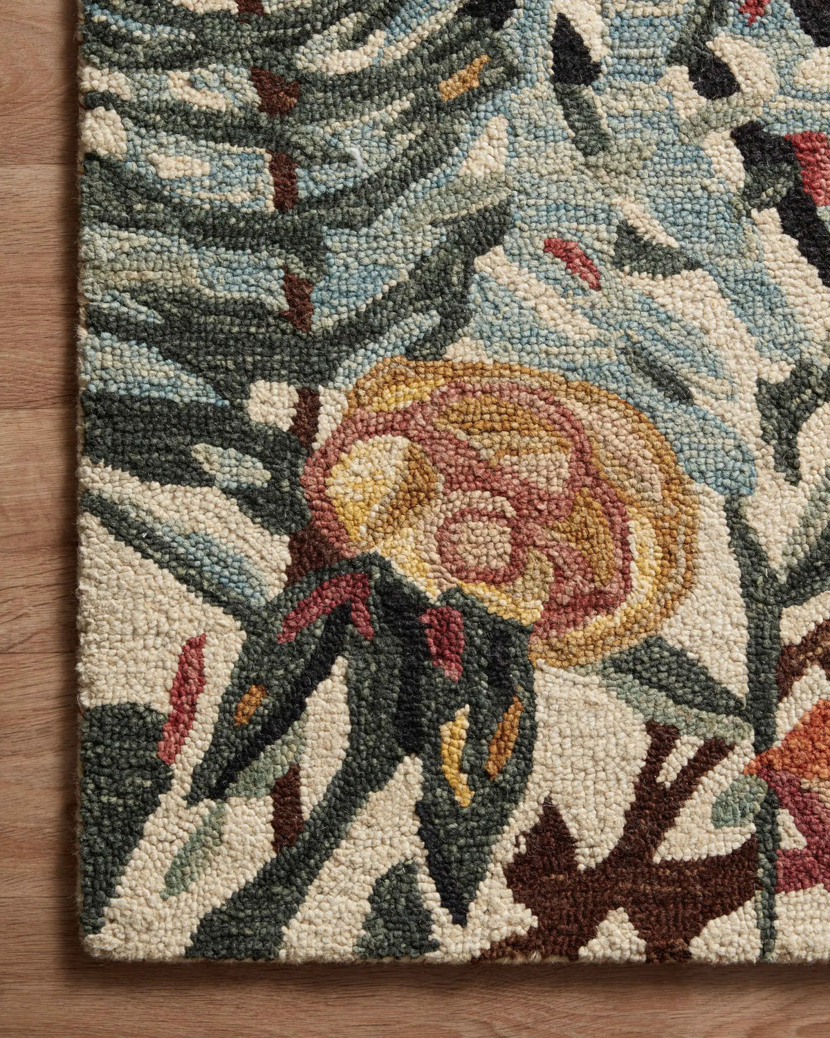 Belladonna BLM-02 Ivory / Lagoon Area Rug by Loloi