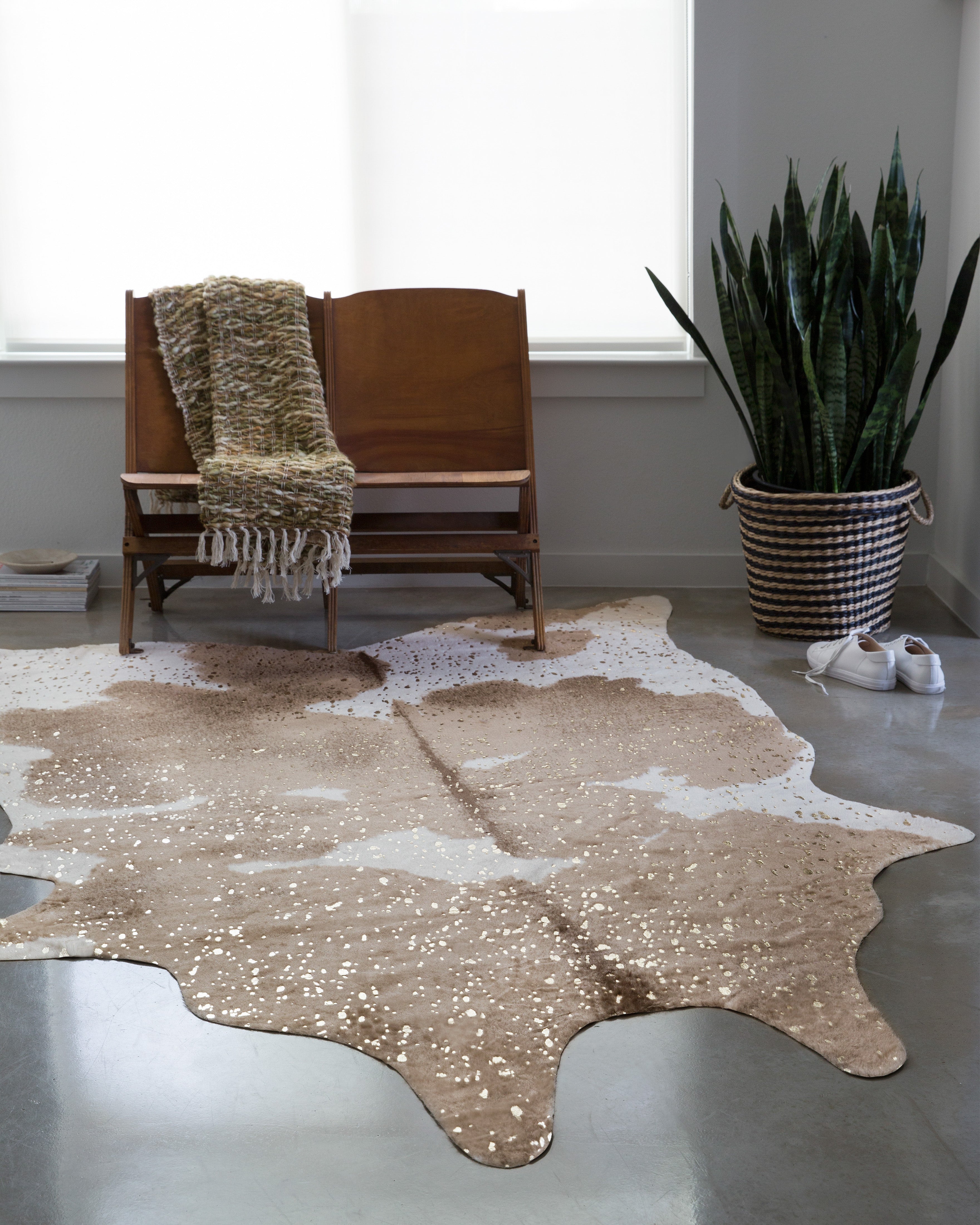 Loloi Bryce BZ-06 Taupe / Champagne Area Rug