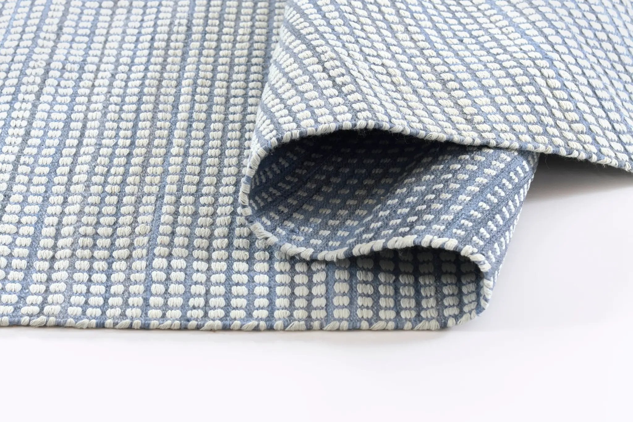 Caicos CAI-1 Blue Area Rug by Momeni