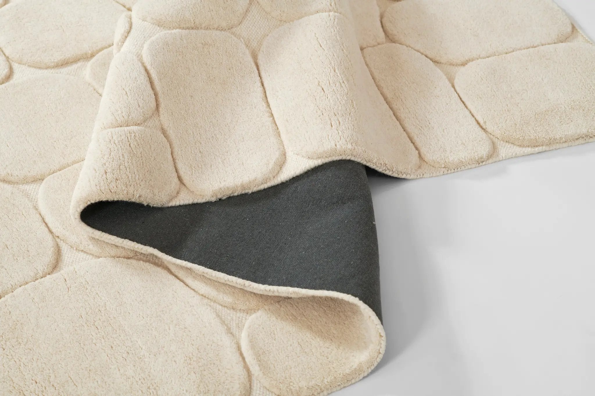 Canyon CYN-2 Ivory Area Rug by Momeni