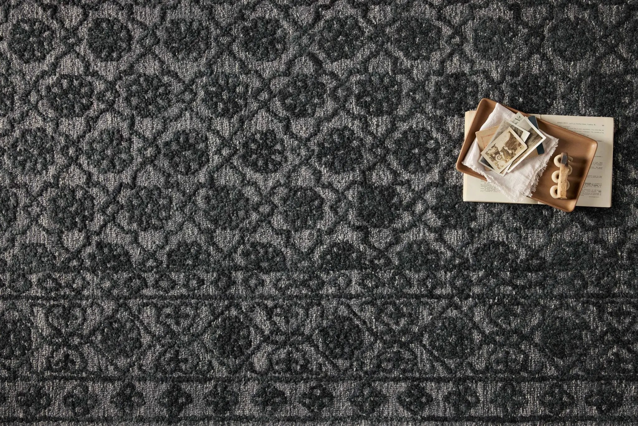 Cecelia CEC-01 Smoke / Dk. Grey Area Rug by Loloi