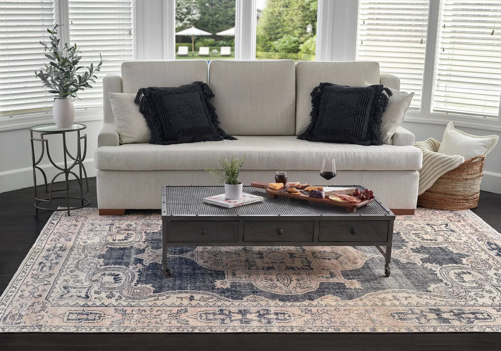 Chandler CHN-6 Navy Area Rug by Momeni