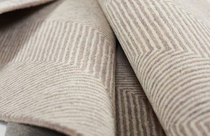 Momeni Charles CHR-1 Taupe Hand Tufted Area Rug