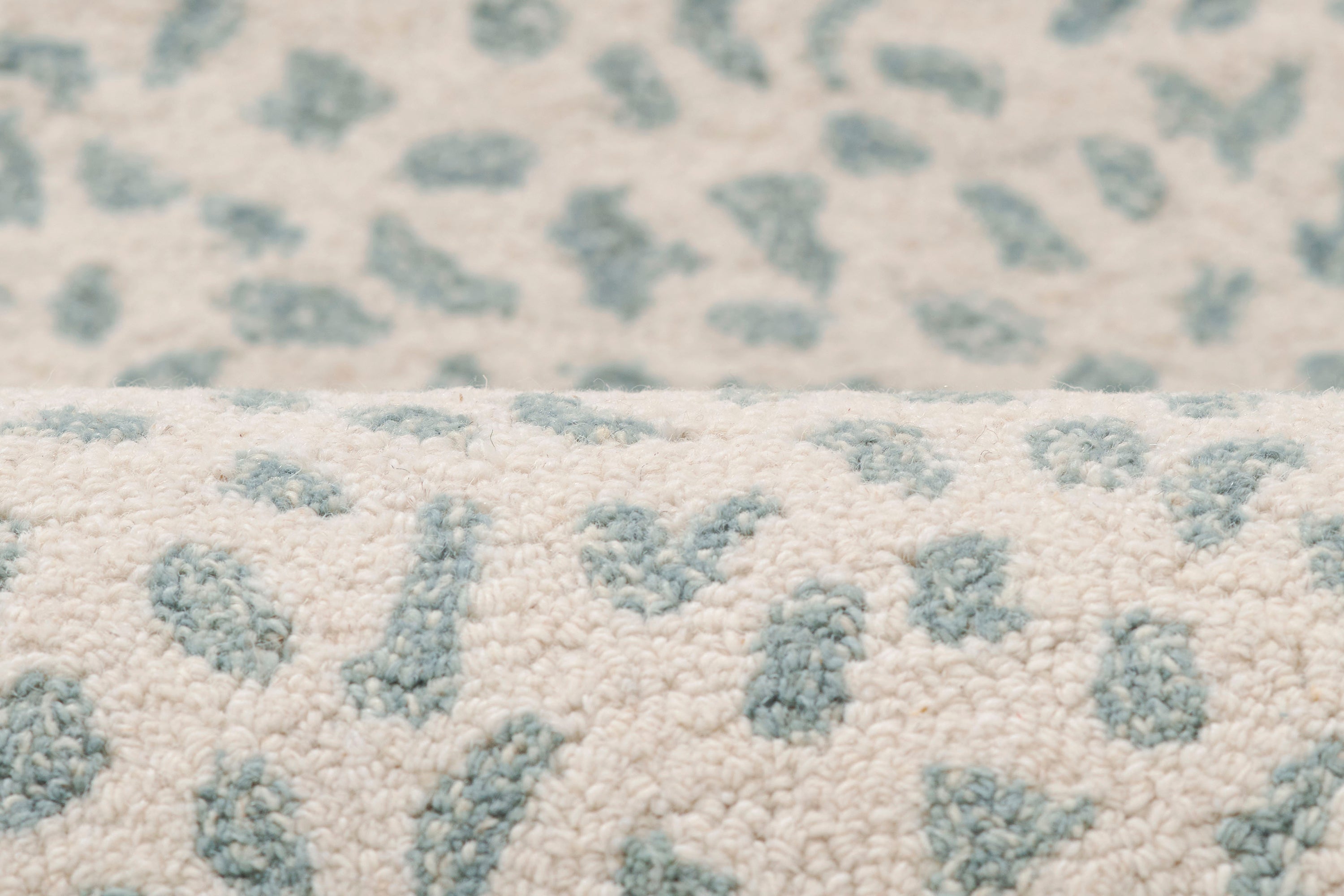 Momeni Charles CHR-2 Blue Hand Tufted Area Rug