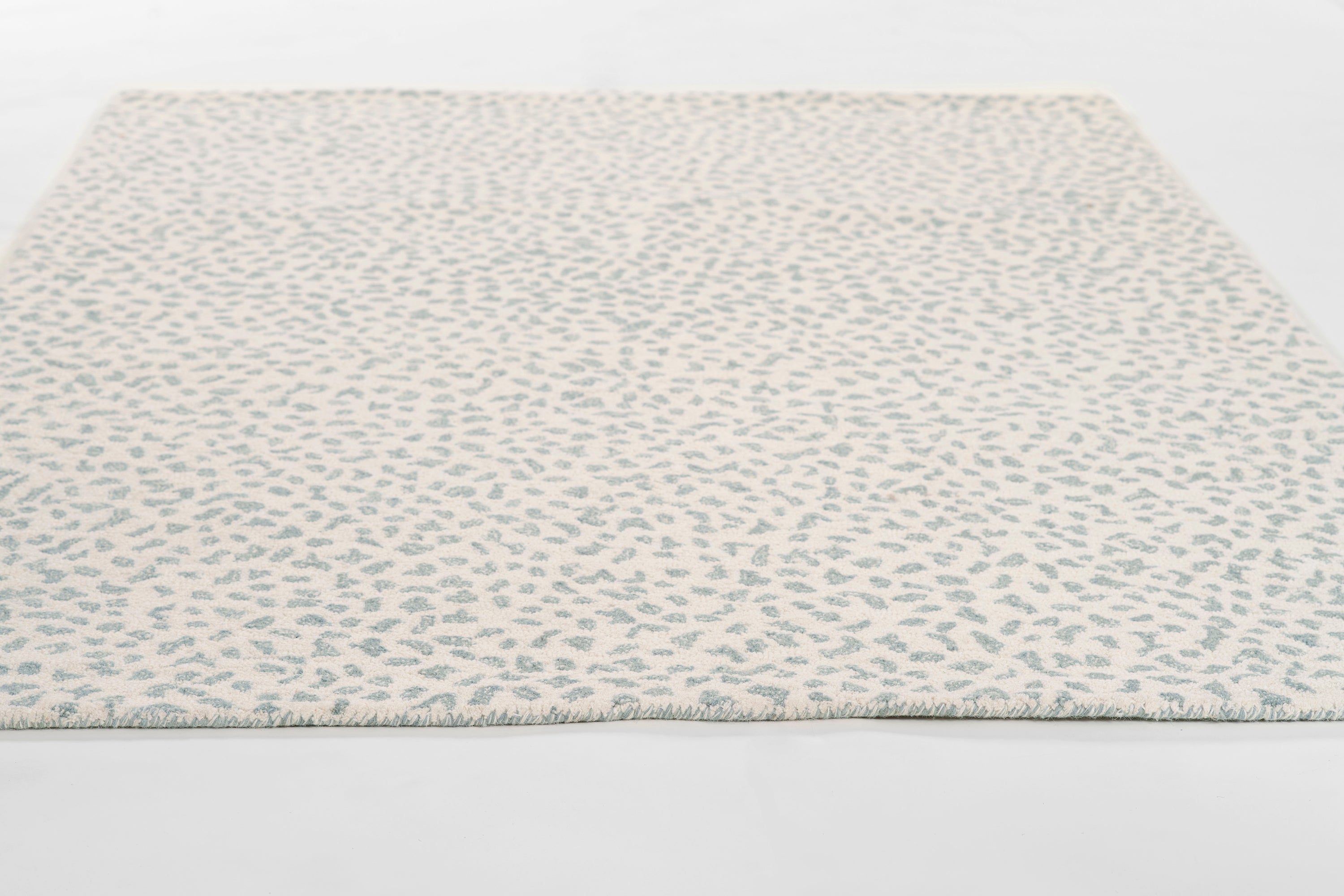 Momeni Charles CHR-2 Blue Hand Tufted Area Rug