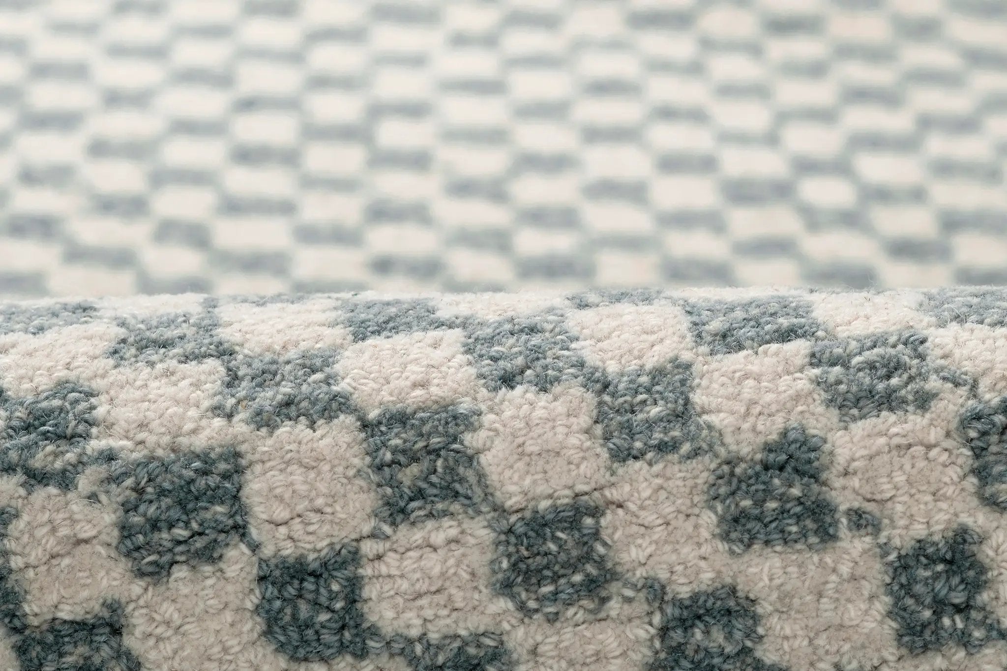 Momeni Charles CHR-2 Blue Hand Tufted Area Rug