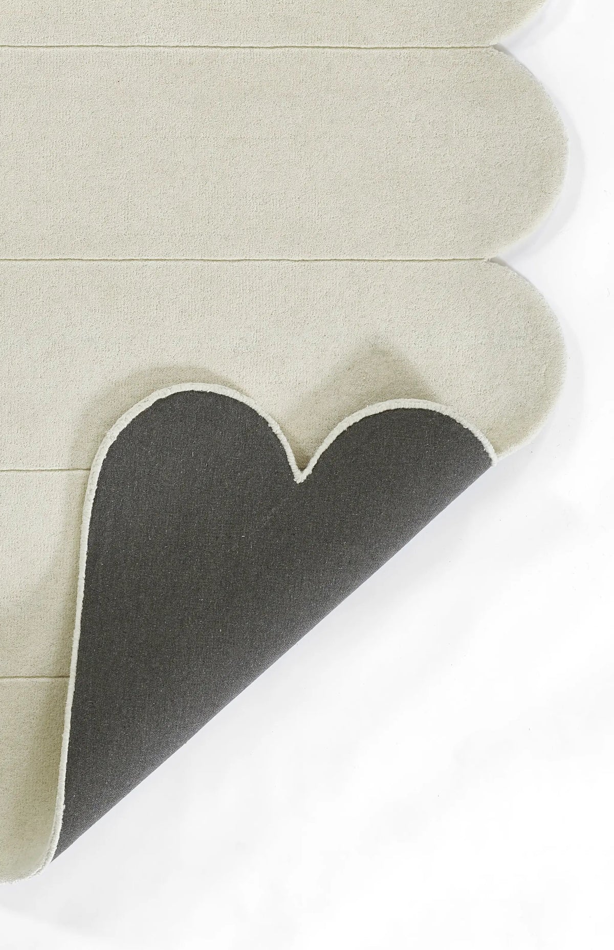 Claude CUD-2 Ivory Area Rug by Momeni