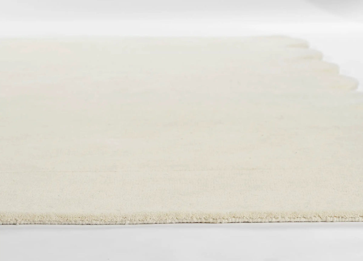 Claude CUD-2 Ivory Area Rug by Momeni