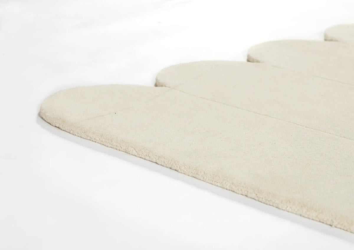 Claude CUD-2 Ivory Area Rug by Momeni