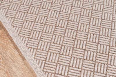 Momeni Como COM-4 Tan Indoor/Outdoor Area Rug