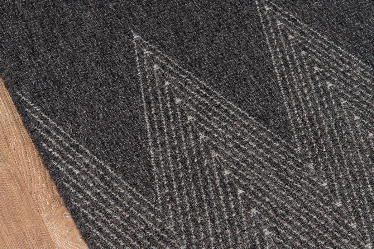 Como COM-5 Charcoal Area Rug by Momeni