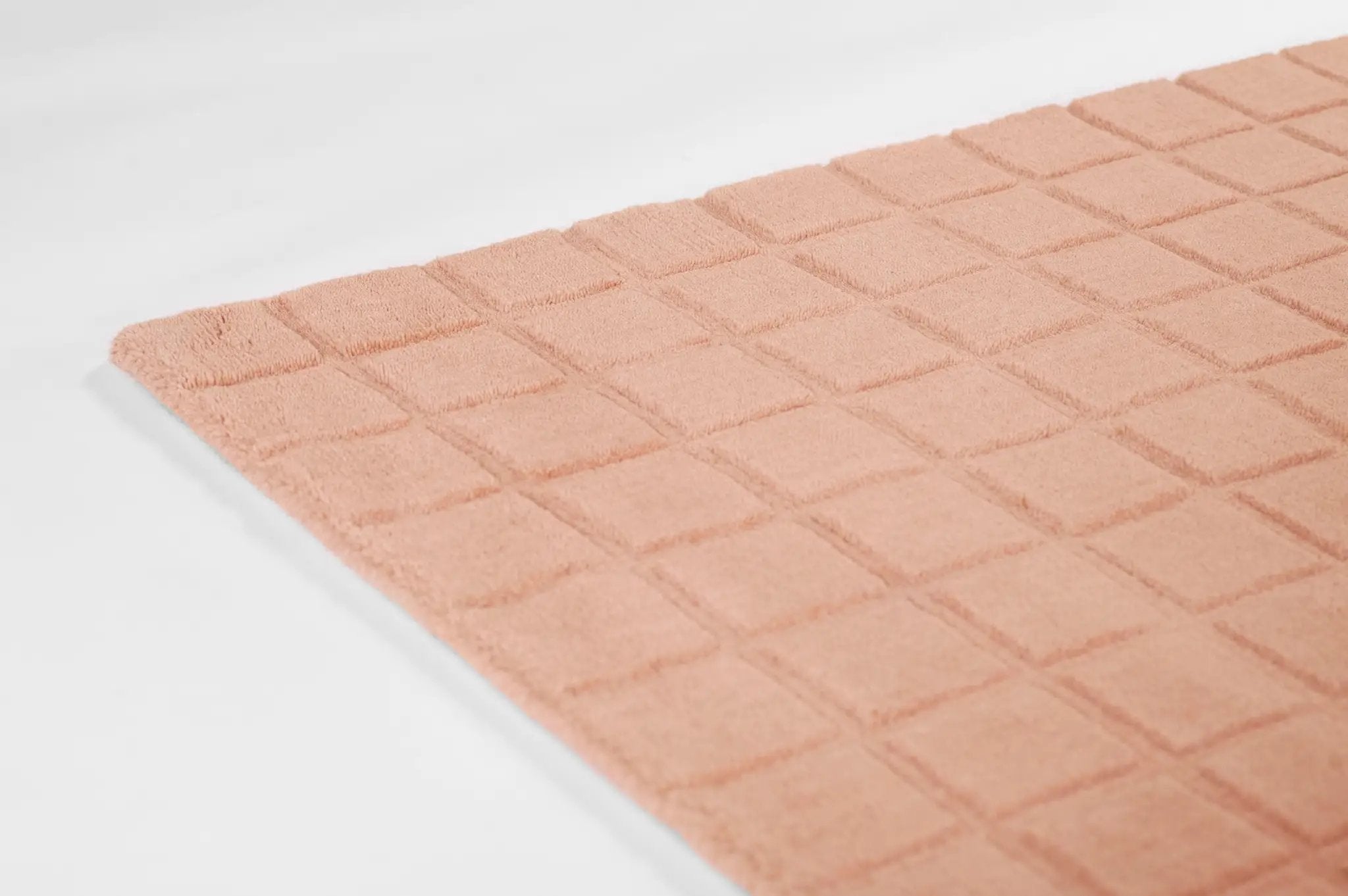 Contour CON-1 Blush Area Rug by Momeni
