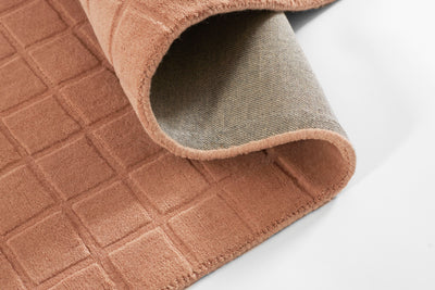 Momeni Contour CON-1 Blush Hand Woven Area Rug