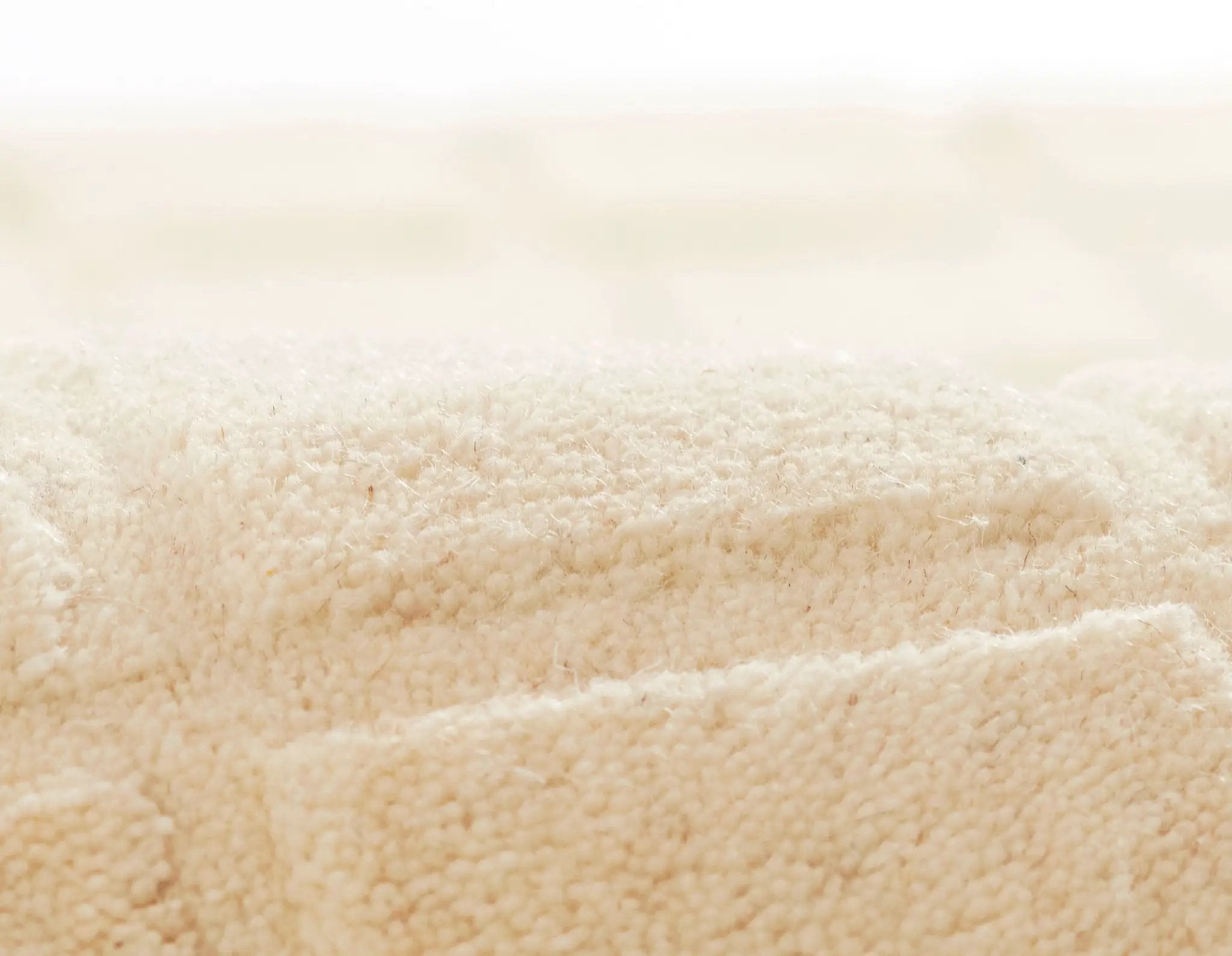 Contour CON-1 Ivory Area Rug by Momeni