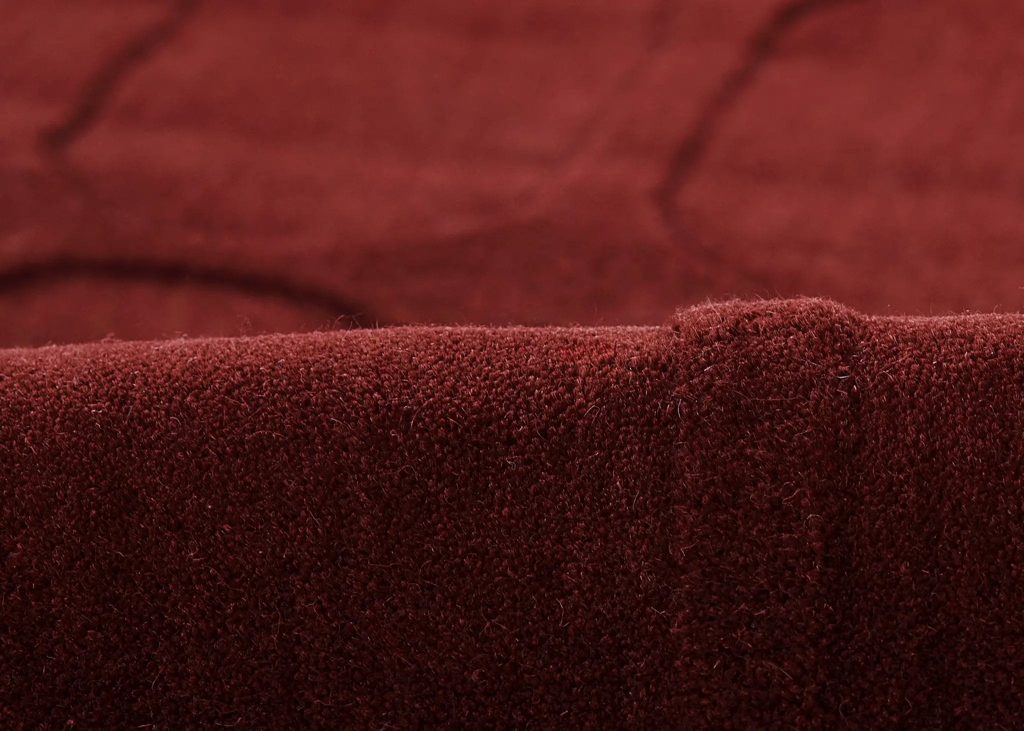 Contour CON-2 Burgundy Area Rug by Momeni