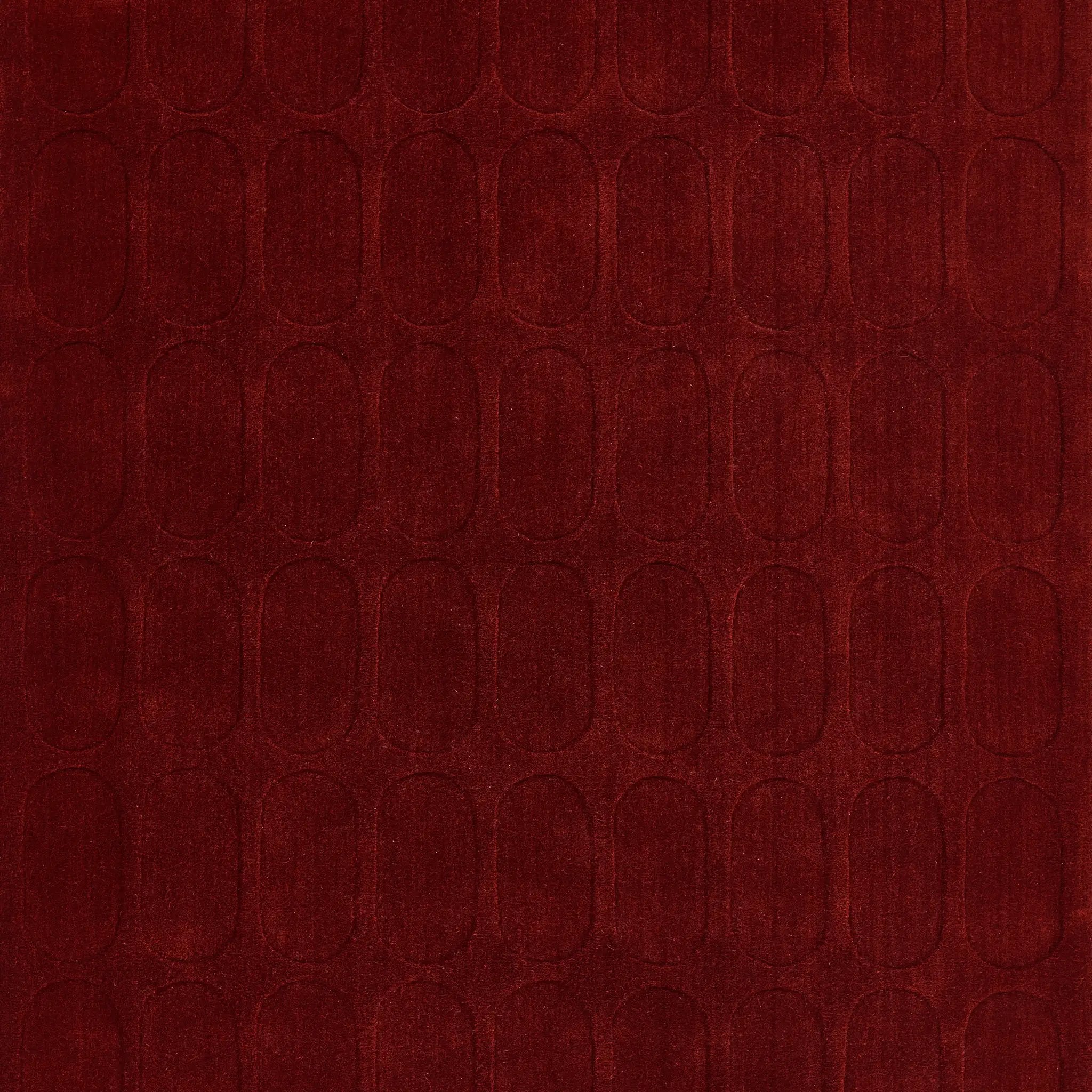 Contour CON-2 Burgundy Area Rug by Momeni