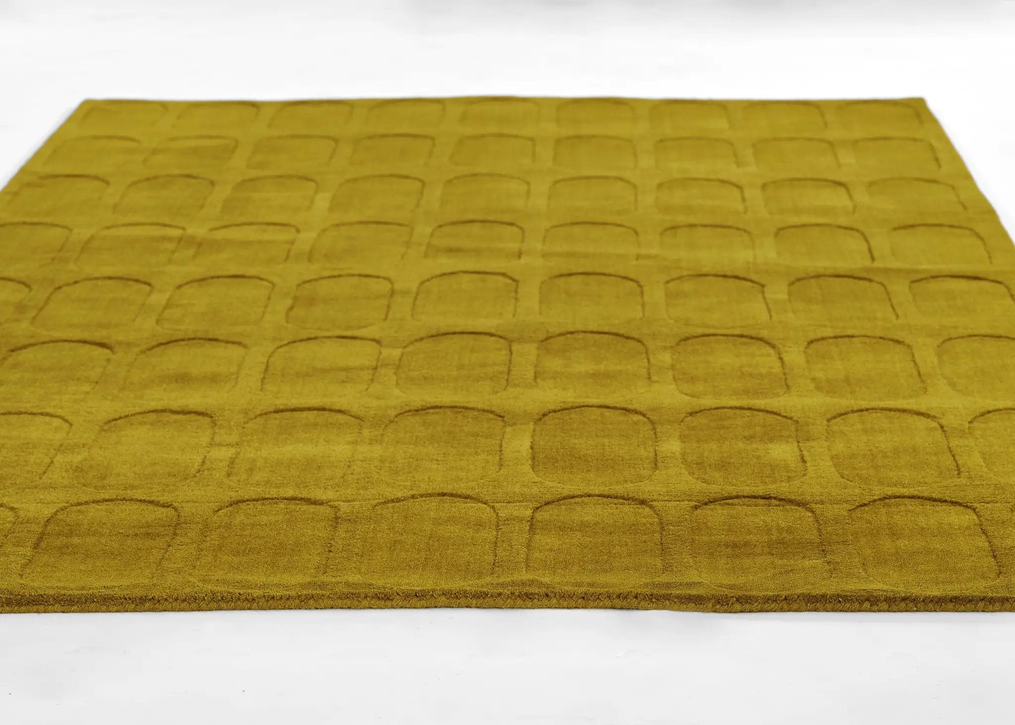 Contour CON-2 Mustard Area Rug by Momeni