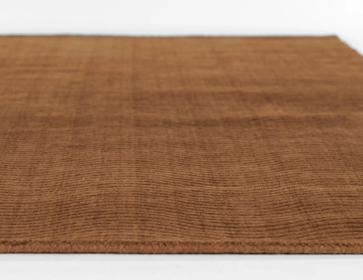 Contour CON-3 Mocha Area Rug by Momeni