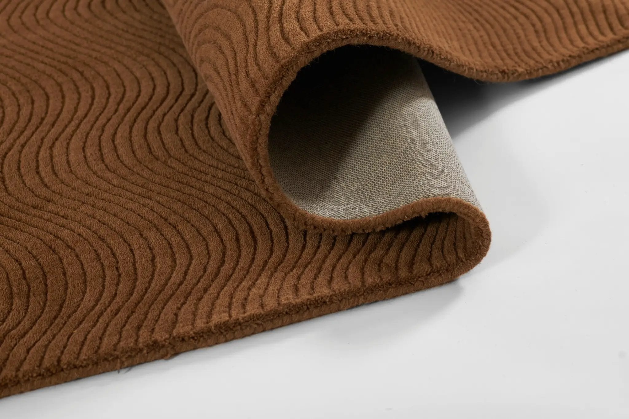 Contour CON-3 Mocha Area Rug by Momeni