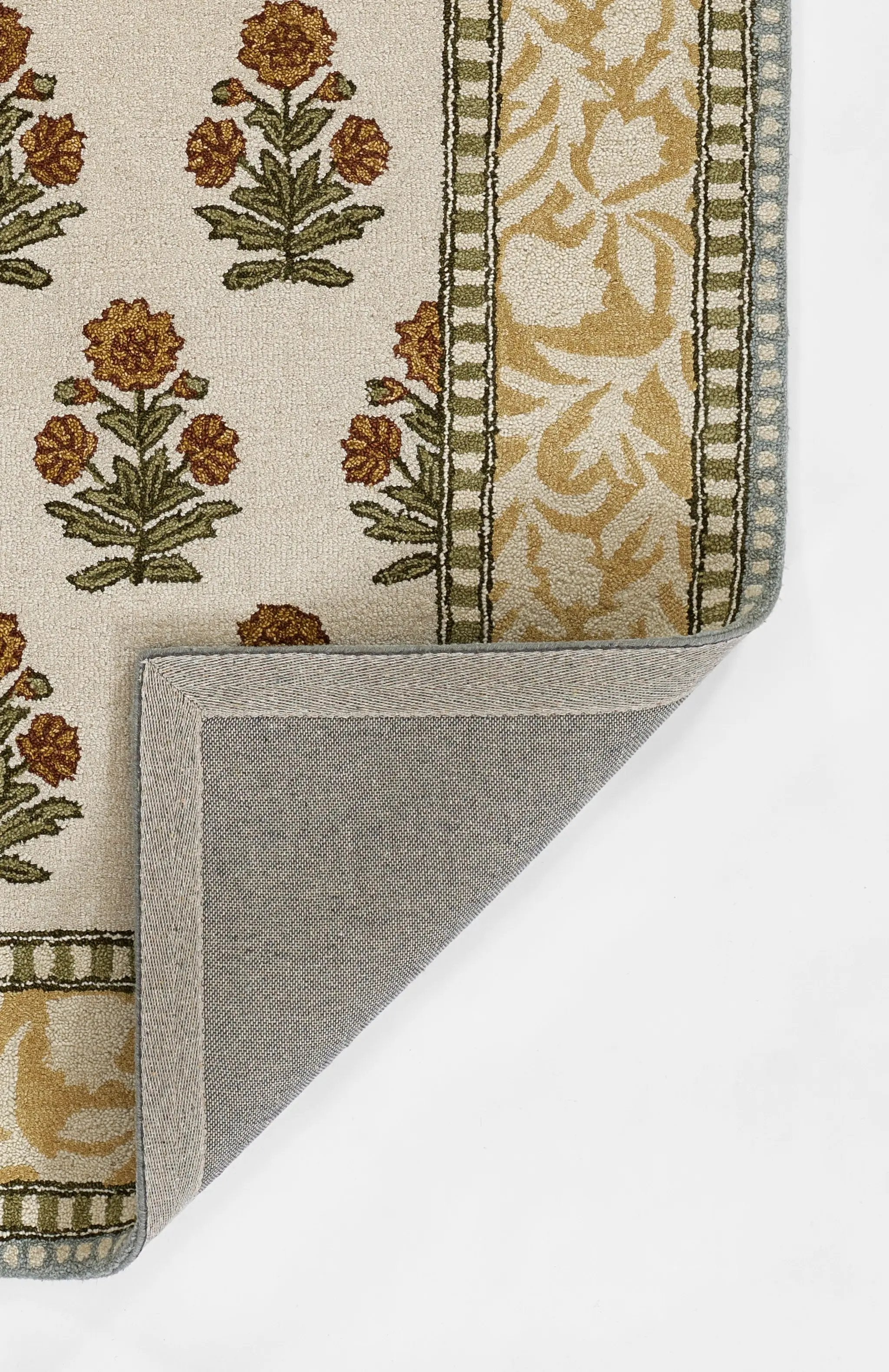 Cotswold COT-5 Gold Area Rug by Momeni