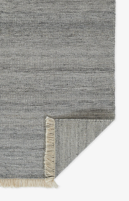 Momeni Cove CV-01 Silver Hand Woven Area Rug