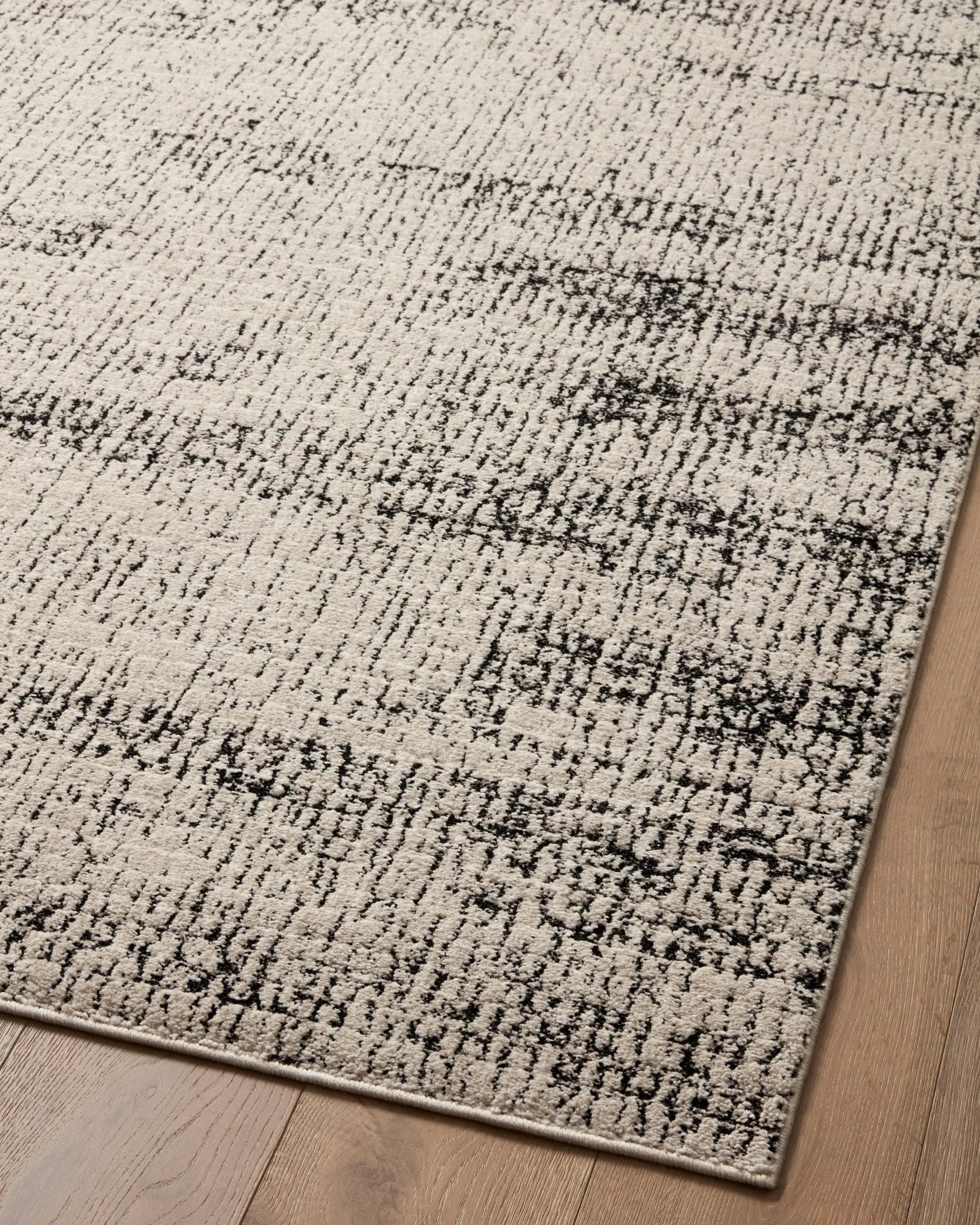 Darby DAR-02 Oatmeal / Charcoal Area Rug by Loloi